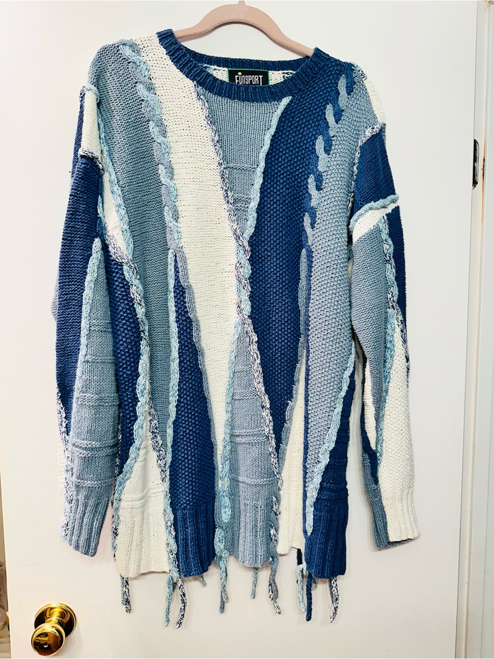 Vintage Coogi Style Braided Fringe Knit Colorblock Crewneck Sweater Blue Cream L